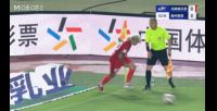 打破僵局!阿奇姆彭头球破门!河南1-0领先梅州客家